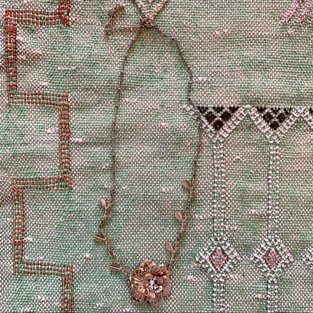 Francesca’s Collections Gold Flower Necklace